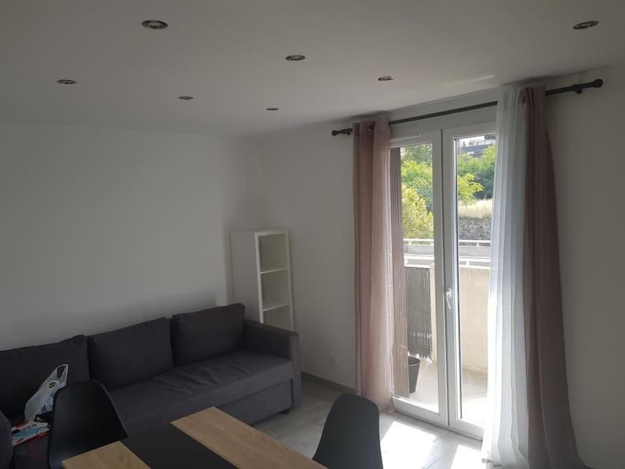 Superbe T3 Climatise Avec Balcon Parking Public Gratuit Marseille Exterior photo