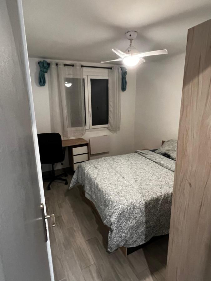 Superbe T3 Climatise Avec Balcon Parking Public Gratuit Marseille Exterior photo